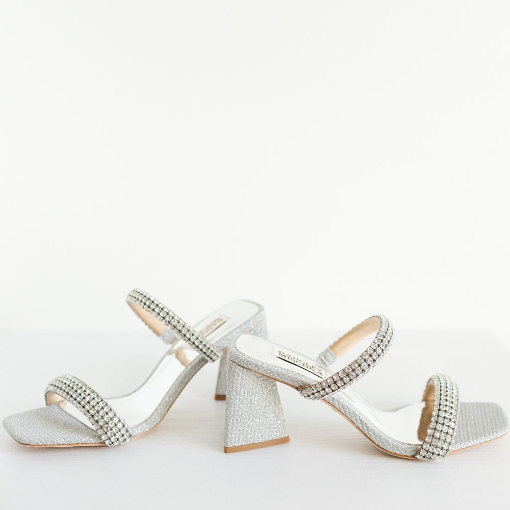 Badgley Mischka Frankie Embellished Satin Mules Silver 7.5 New Block Heel